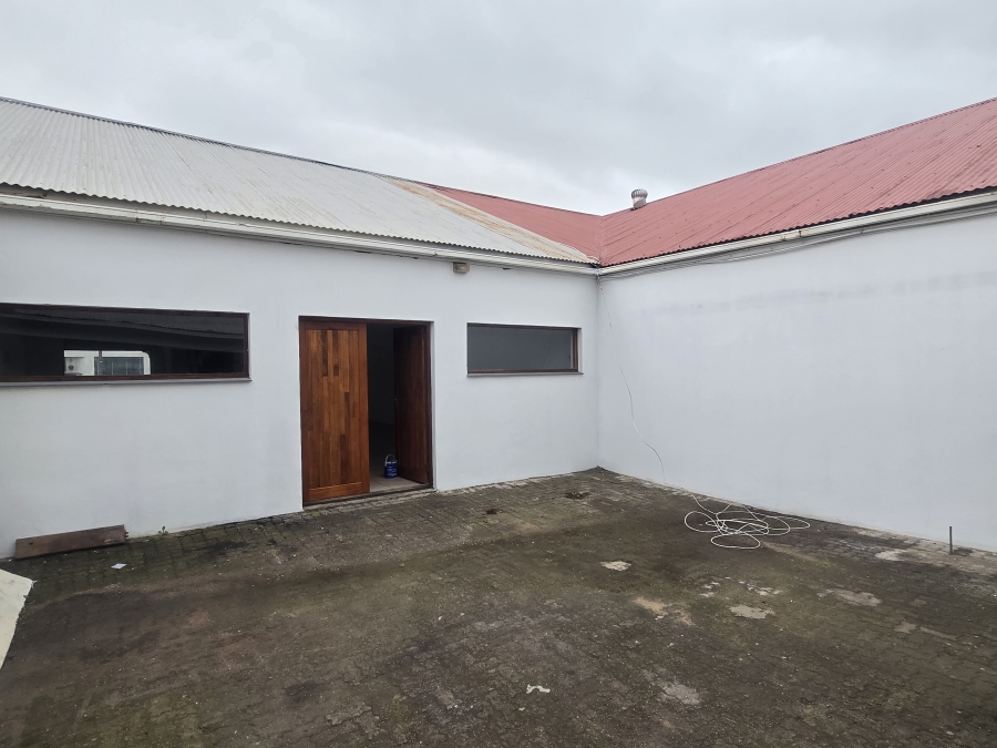 To Let Commercial Property for Rent in Port Alfred Eastern Cape